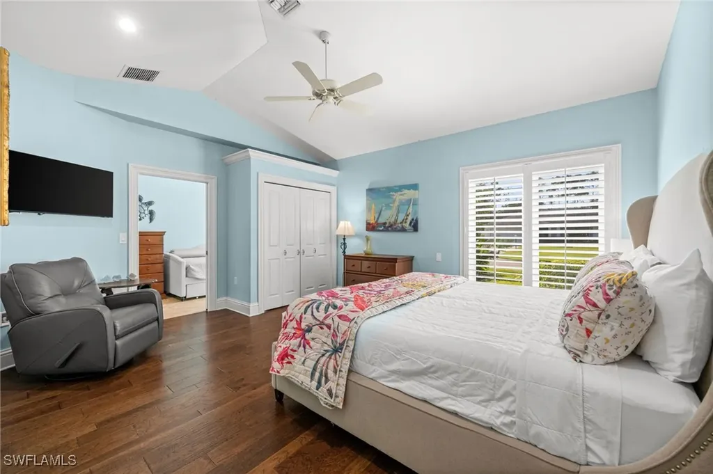 1963 Bethany Place Naples FL 34109