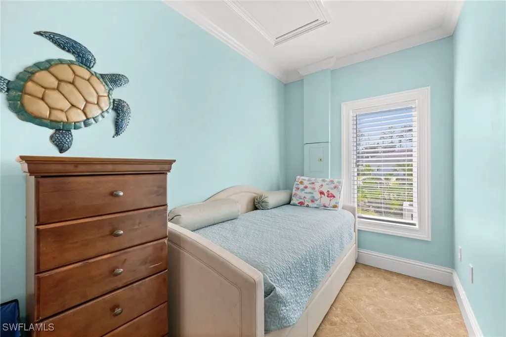1963 Bethany Place Naples FL 34109