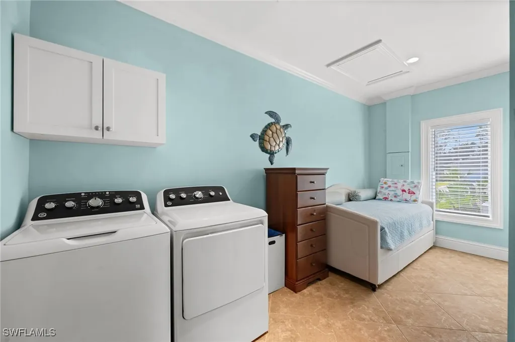 1963 Bethany Place Naples FL 34109