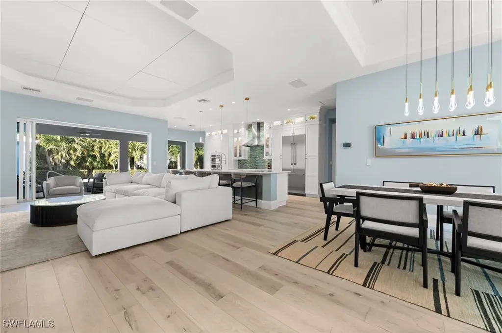 1963 Bethany Place Naples FL 34109
