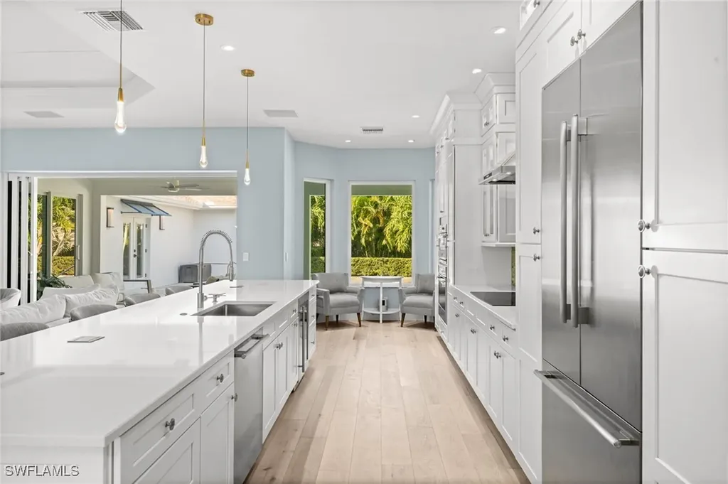 1963 Bethany Place Naples FL 34109