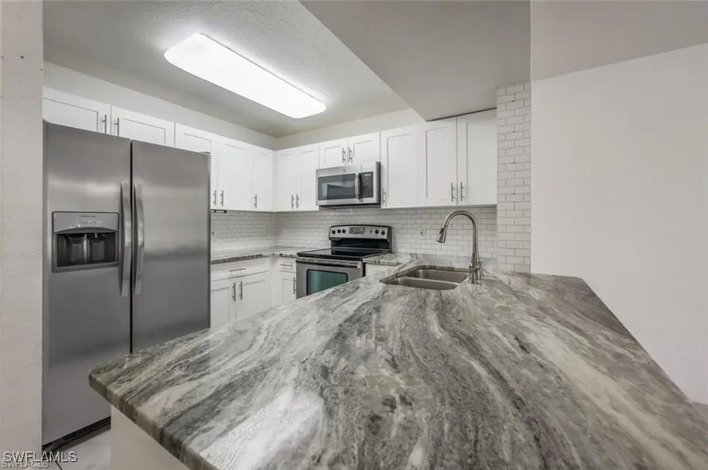 8244 Key Royal Circle Naples FL 34119