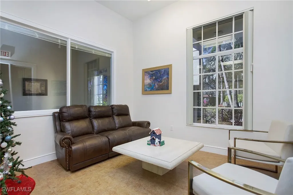 8244 Key Royal Circle Naples FL 34119