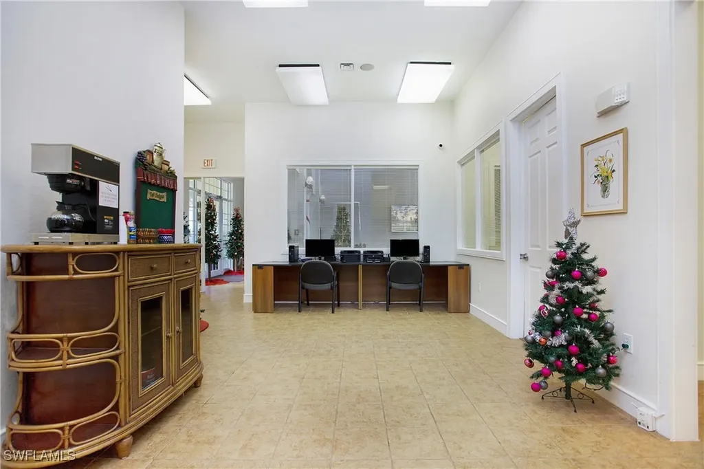 8244 Key Royal Circle Naples FL 34119