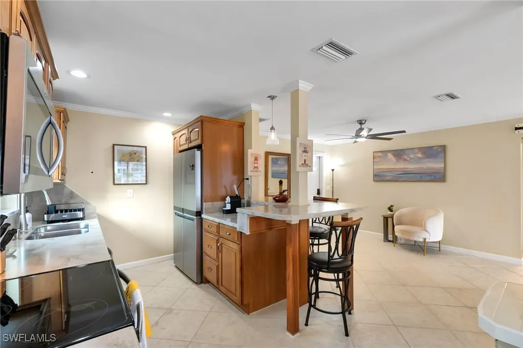 3830 SE 12th Avenue Cape Coral FL 33904