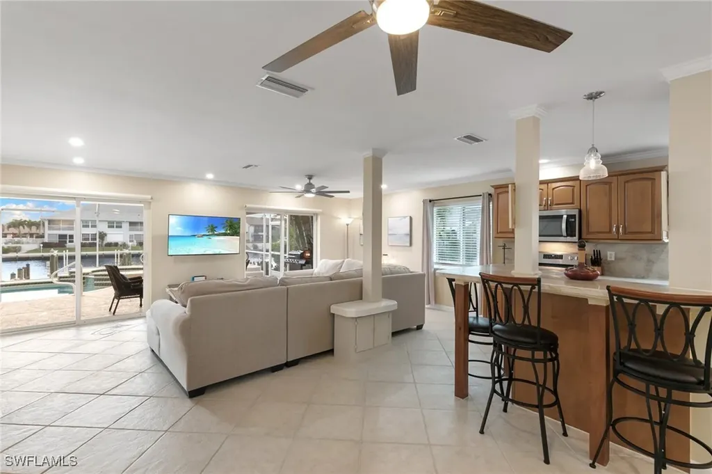 3830 SE 12th Avenue Cape Coral FL 33904