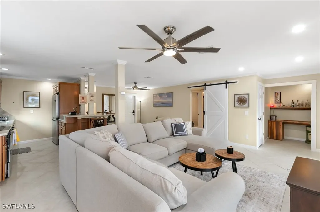 3830 SE 12th Avenue Cape Coral FL 33904
