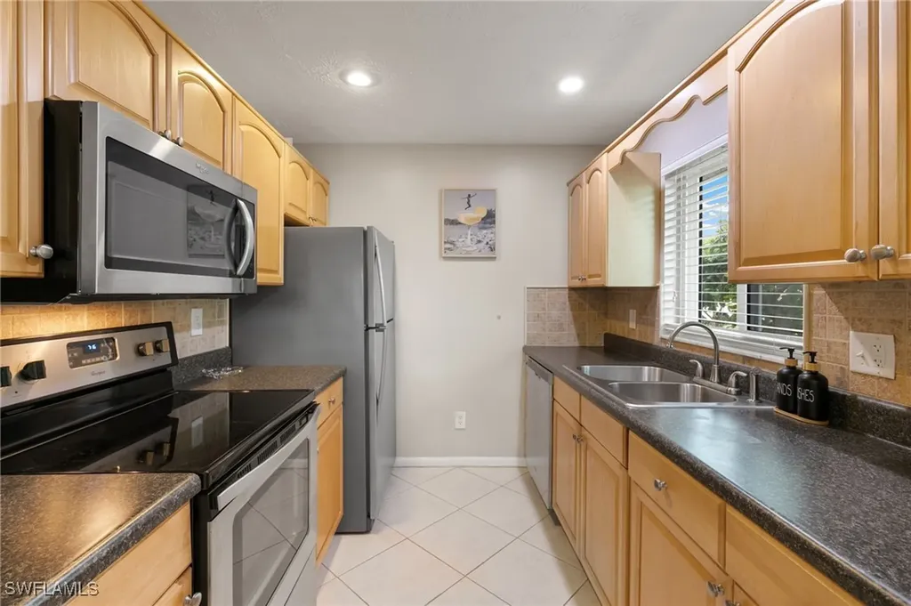 3830 SE 12th Avenue Cape Coral FL 33904