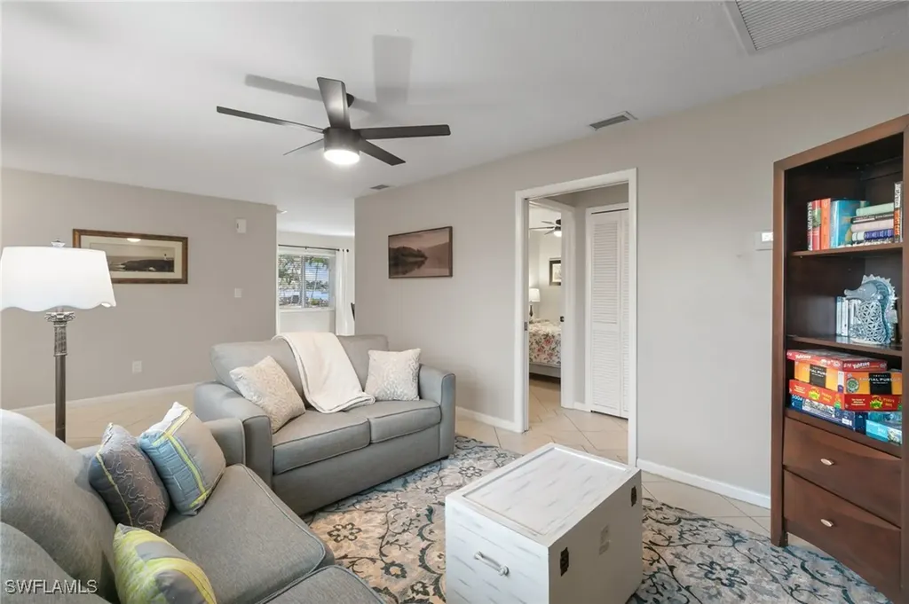 3830 SE 12th Avenue Cape Coral FL 33904