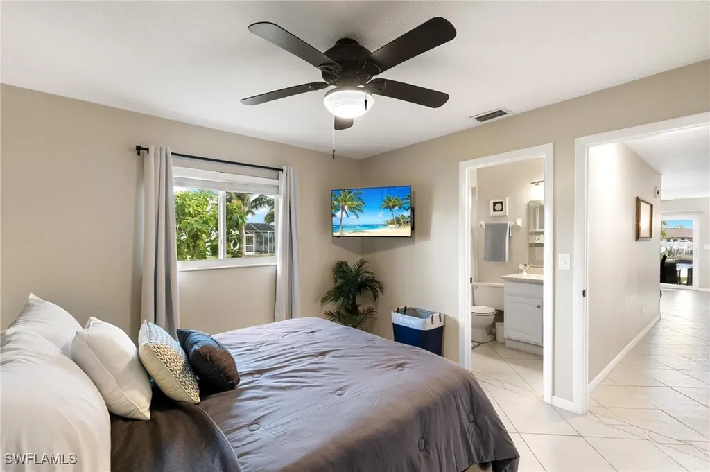 3830 SE 12th Avenue Cape Coral FL 33904