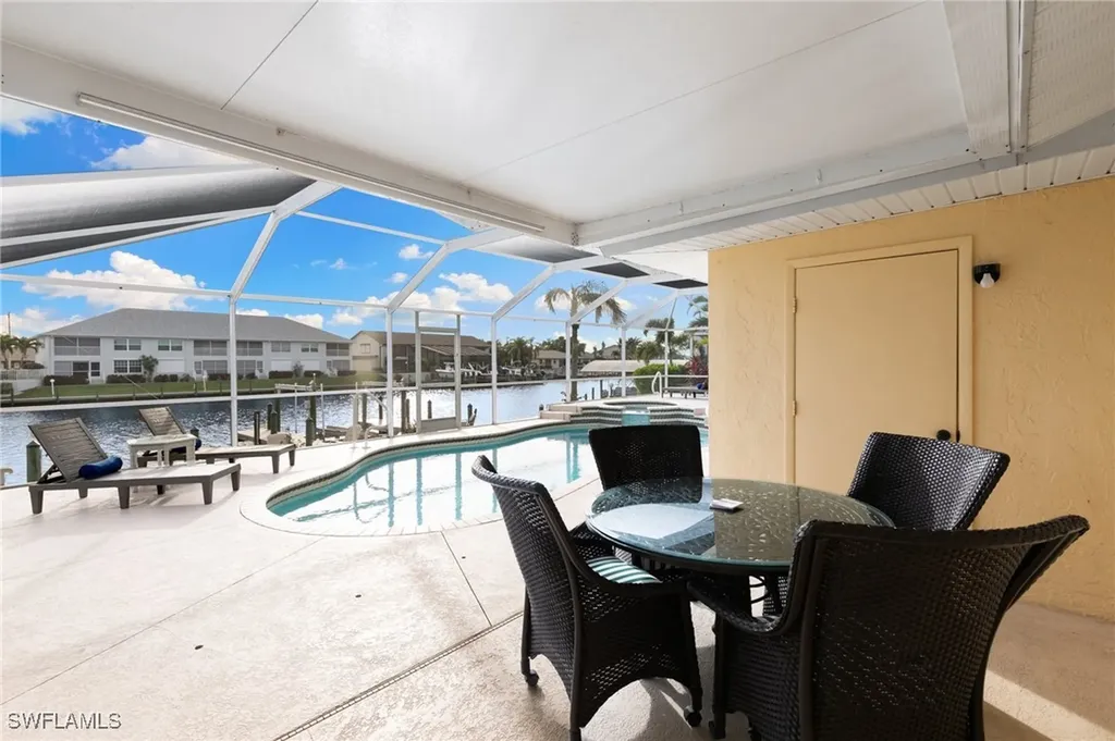 3830 SE 12th Avenue Cape Coral FL 33904
