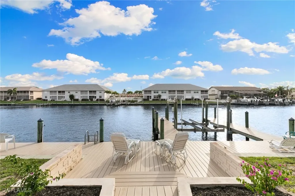 3830 SE 12th Avenue Cape Coral FL 33904
