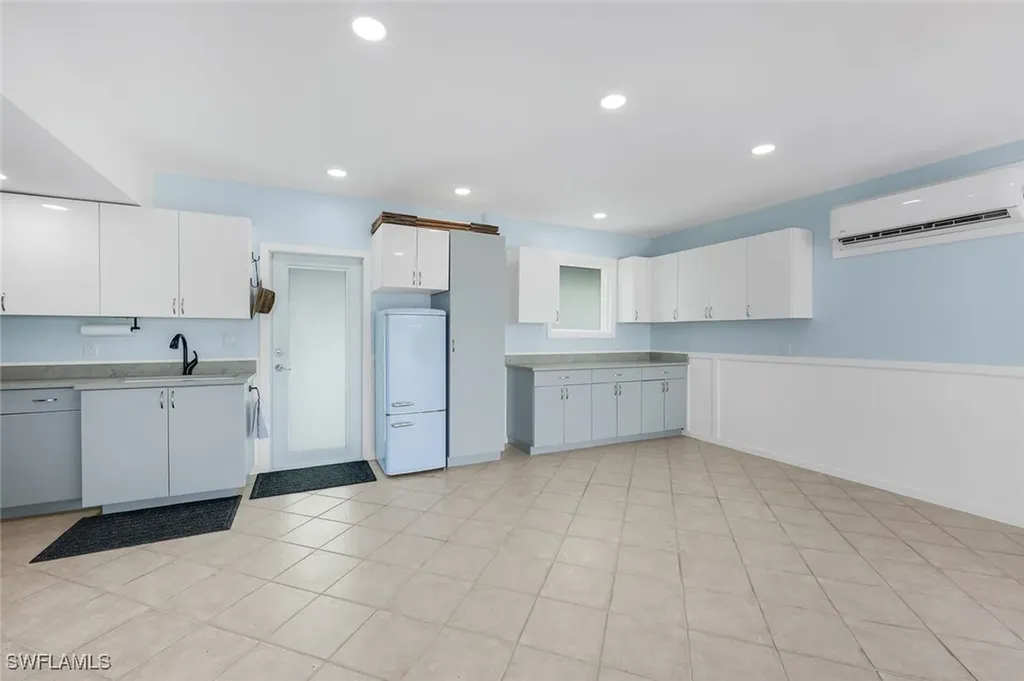 368 Germain Avenue Naples FL 34108