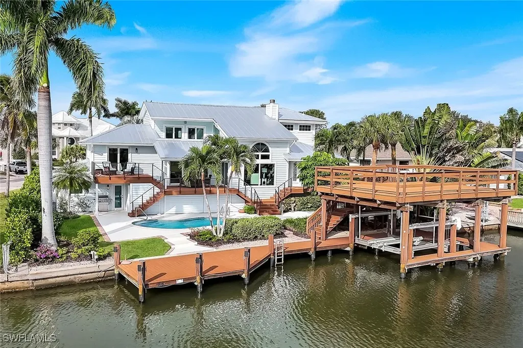 368 Germain Avenue Naples FL 34108