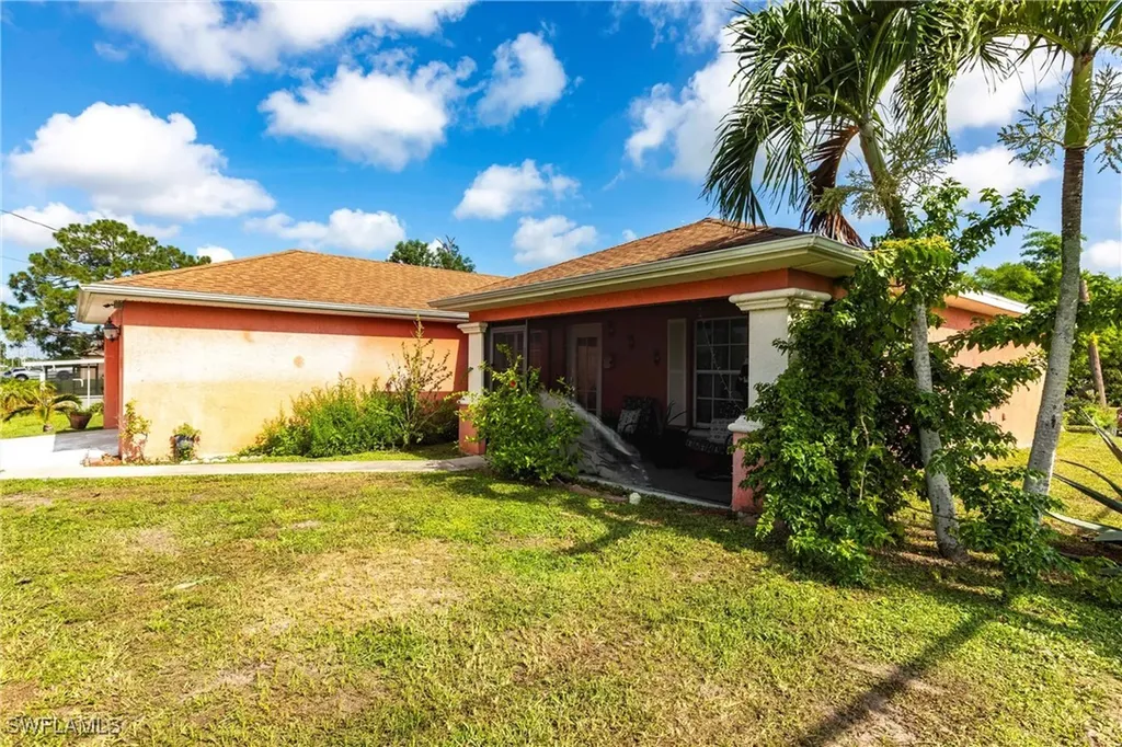 2900 8th Street Southwest Lehigh Acres FL 33976