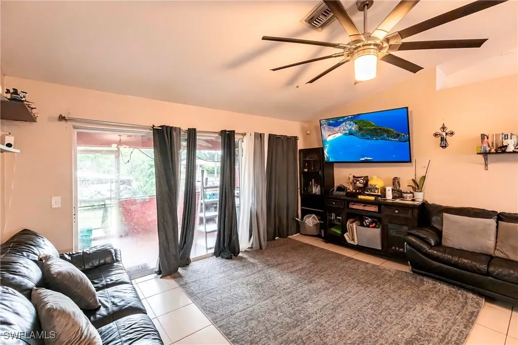 2900 8th Street Southwest Lehigh Acres FL 33976