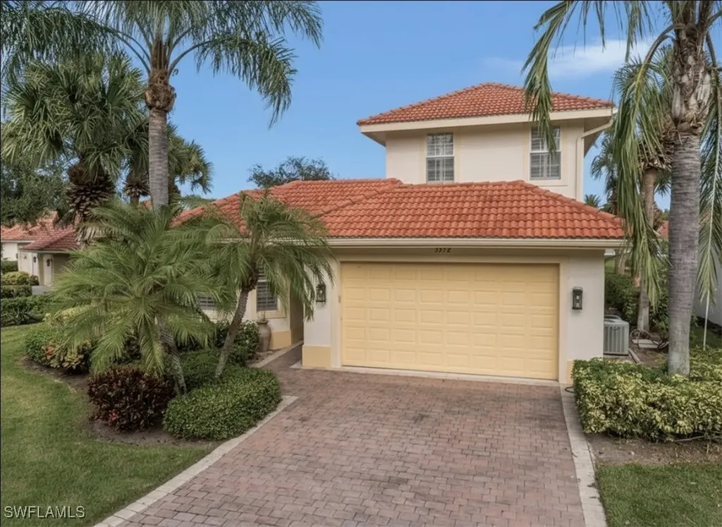 3572 Corinthian Way Naples FL 34105