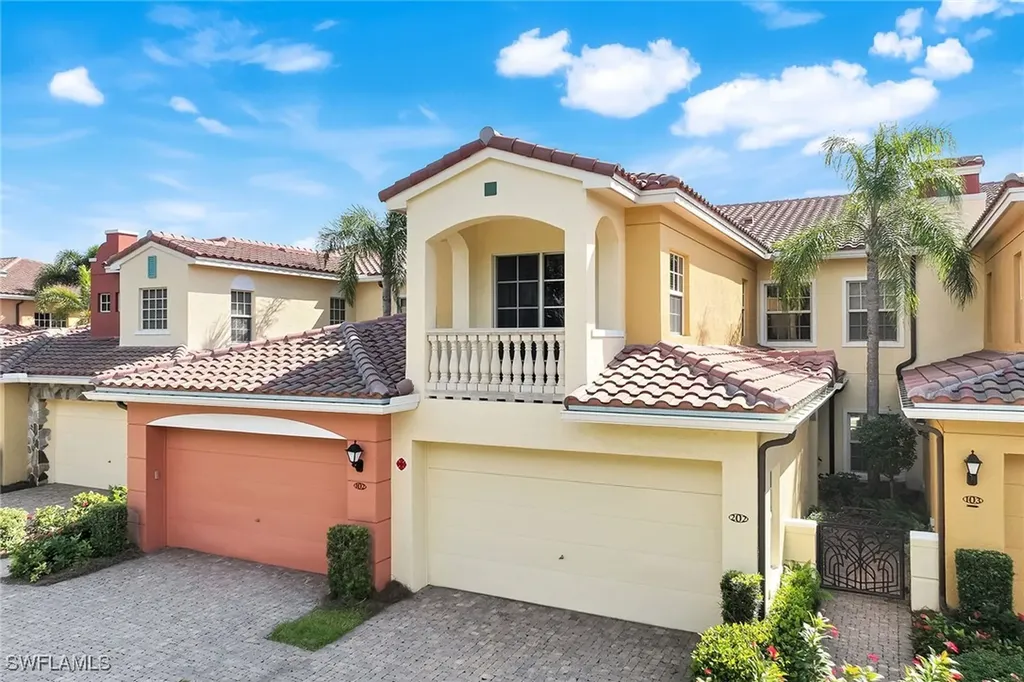 Estero FL, 8533 Via Garibaldi Circle, Unit 202