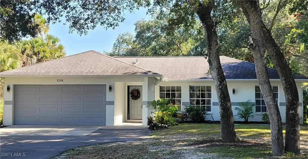 1094 13th Street SW Naples FL 34117