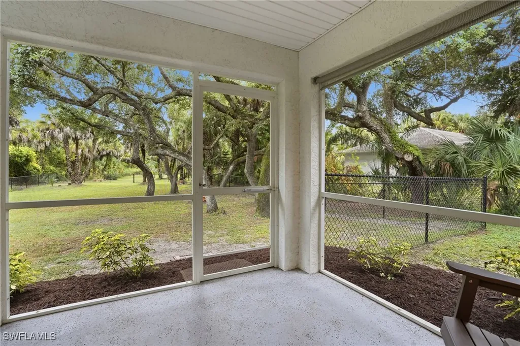 1094 13th Street SW Naples FL 34117