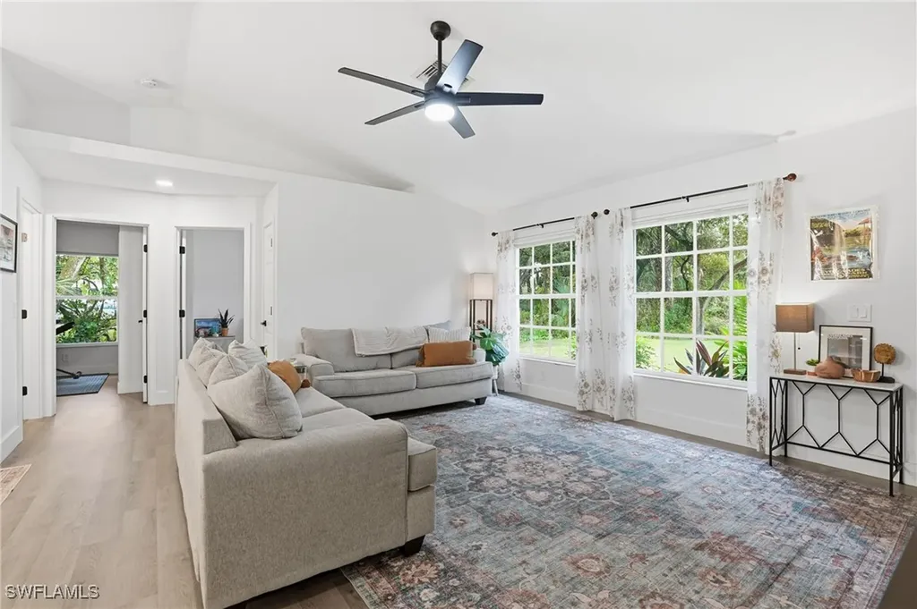 1094 13th Street SW Naples FL 34117