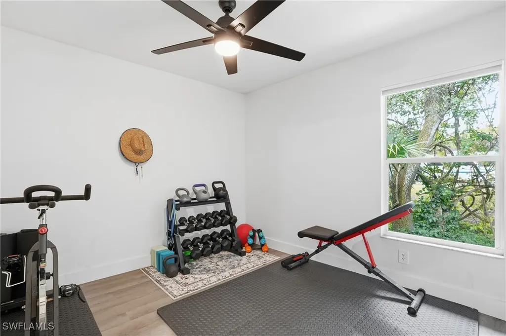 1094 13th Street SW Naples FL 34117