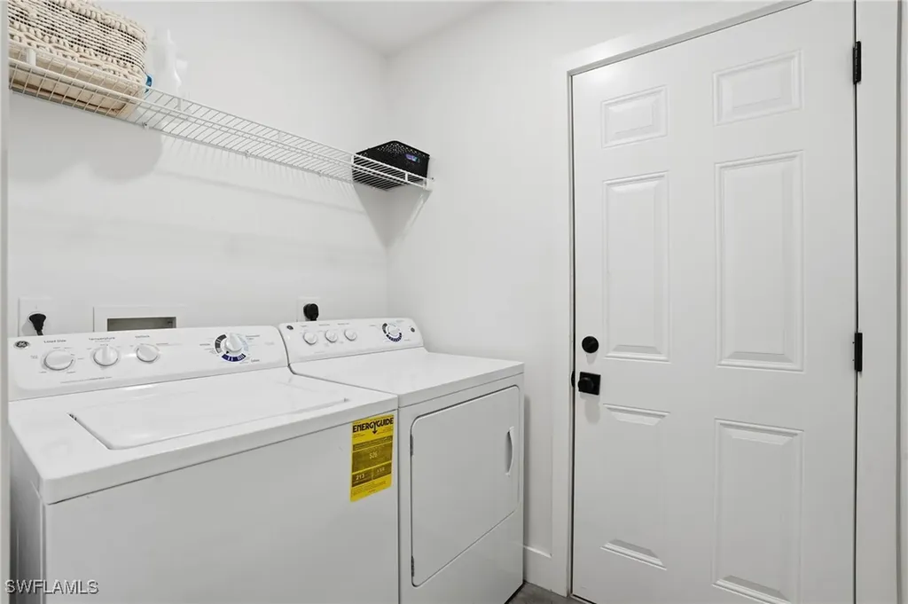 1094 13th Street SW Naples FL 34117