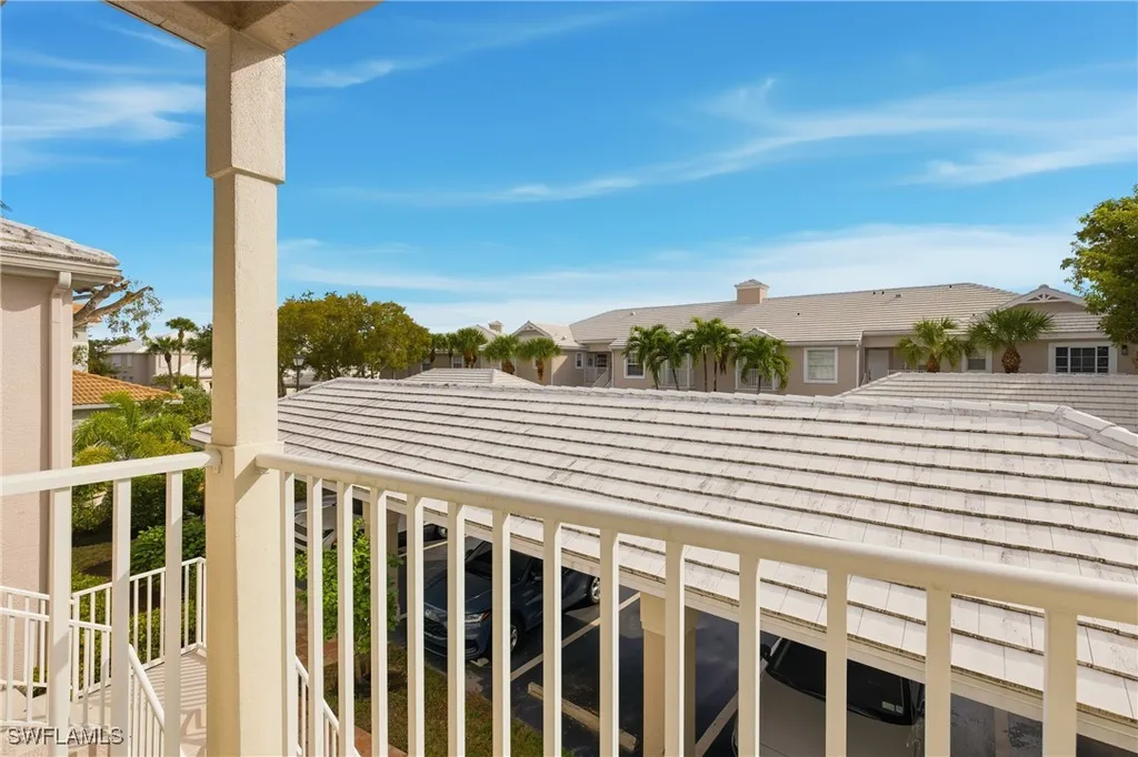 1295 Sweetwater Cove Naples FL 34110