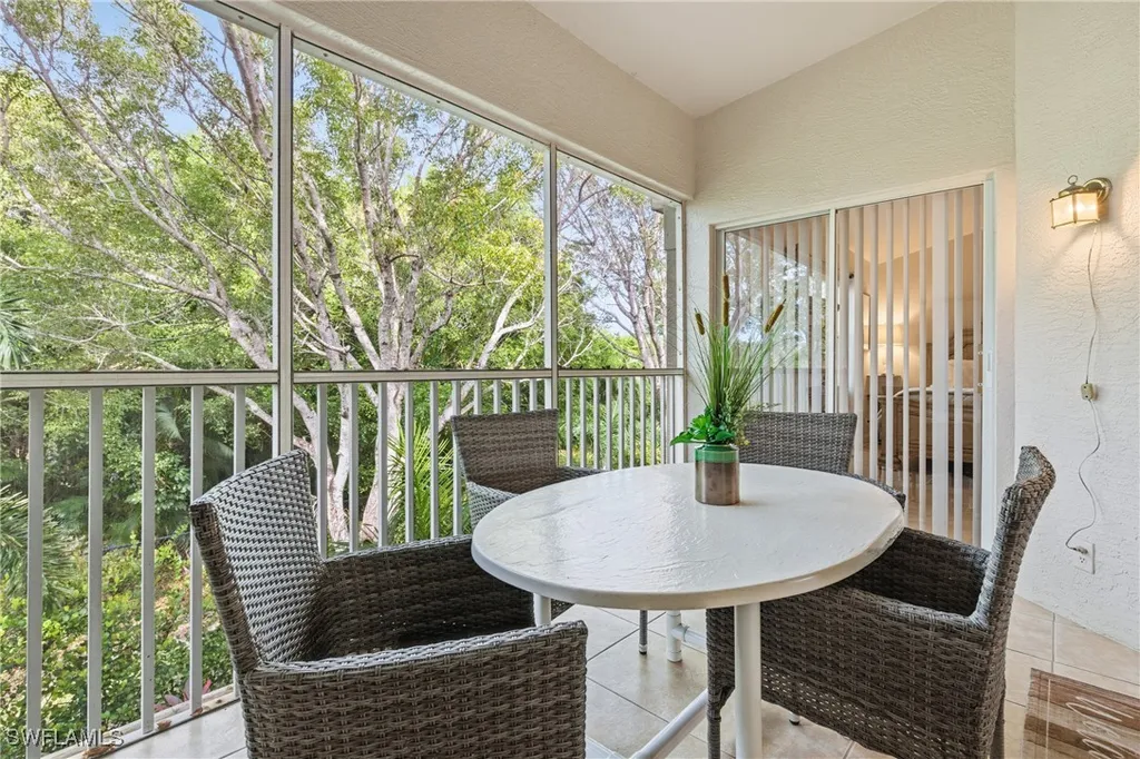 1295 Sweetwater Cove Naples FL 34110