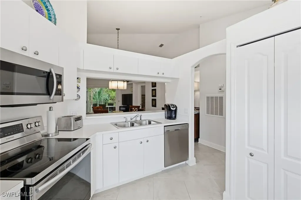 1295 Sweetwater Cove Naples FL 34110