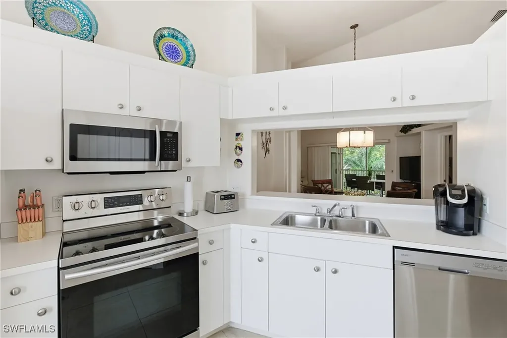 1295 Sweetwater Cove Naples FL 34110
