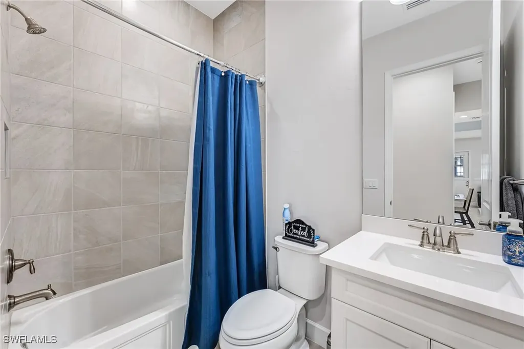 7235 Saona Court Naples FL 34113