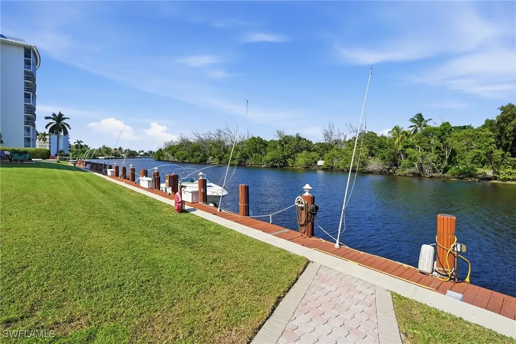 1629 Riverview Road Deerfield Beach FL 33441