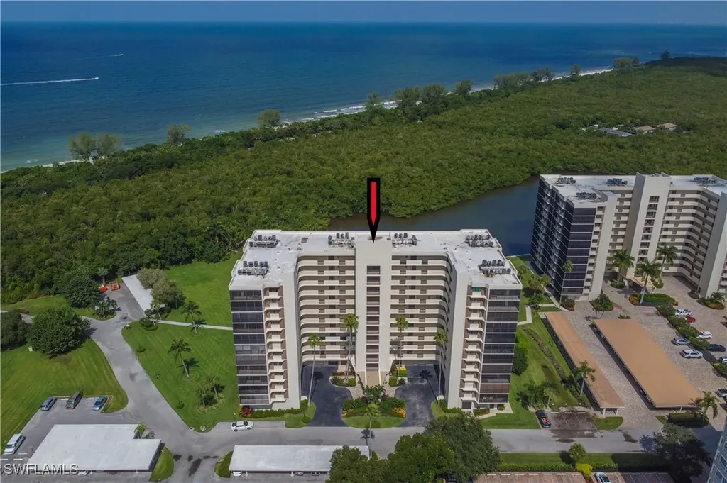11 Bluebill Avenue Naples FL 34108