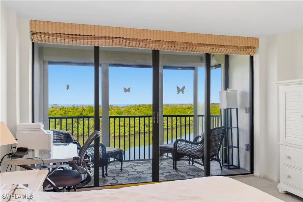 11 Bluebill Avenue Naples FL 34108