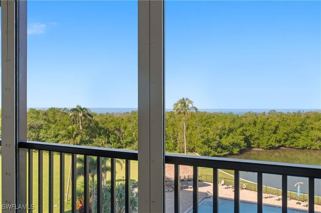 11 Bluebill Avenue Naples FL 34108