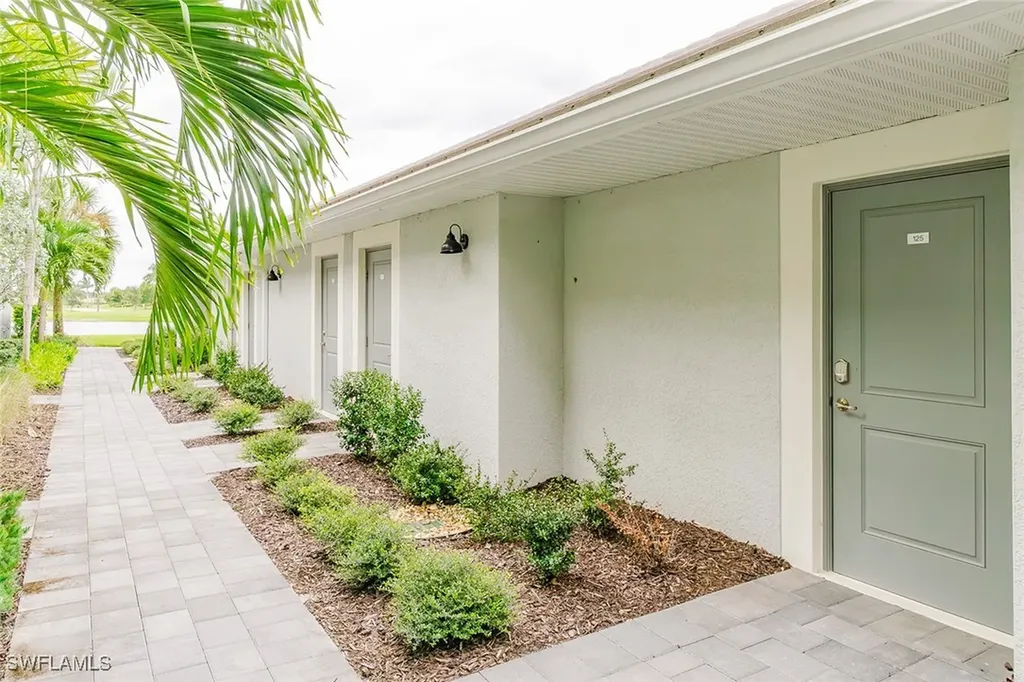 6082 National Boulevard Ave Maria FL 34142