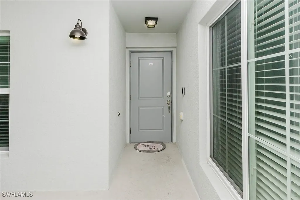 6082 National Boulevard Ave Maria FL 34142