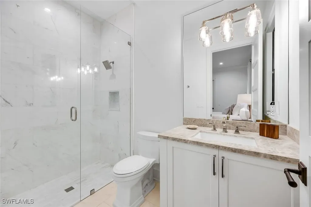 3200 Crayton Road Naples FL 34103