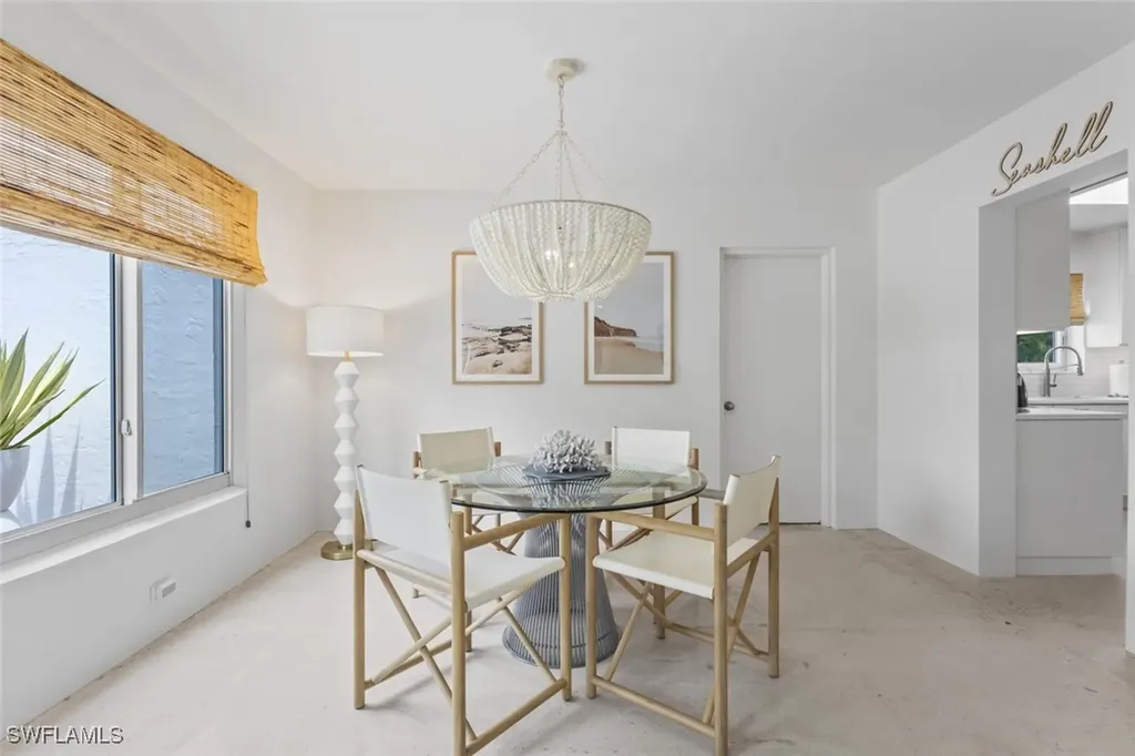 1212 10th Avenue N Naples FL 34102