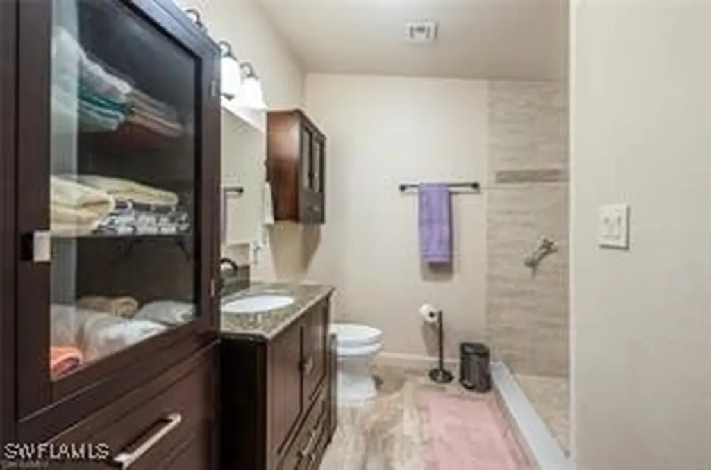 89 Pacific Way Naples FL 34104