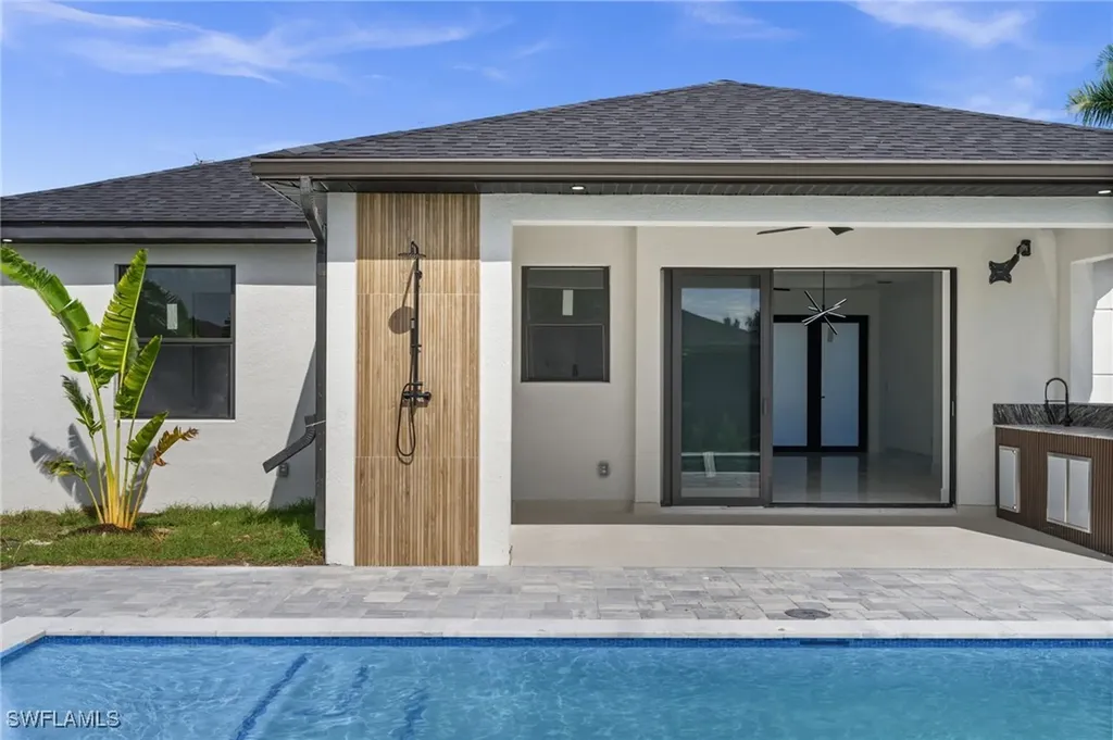 2240 NW 4th Terrace Cape Coral FL 33993