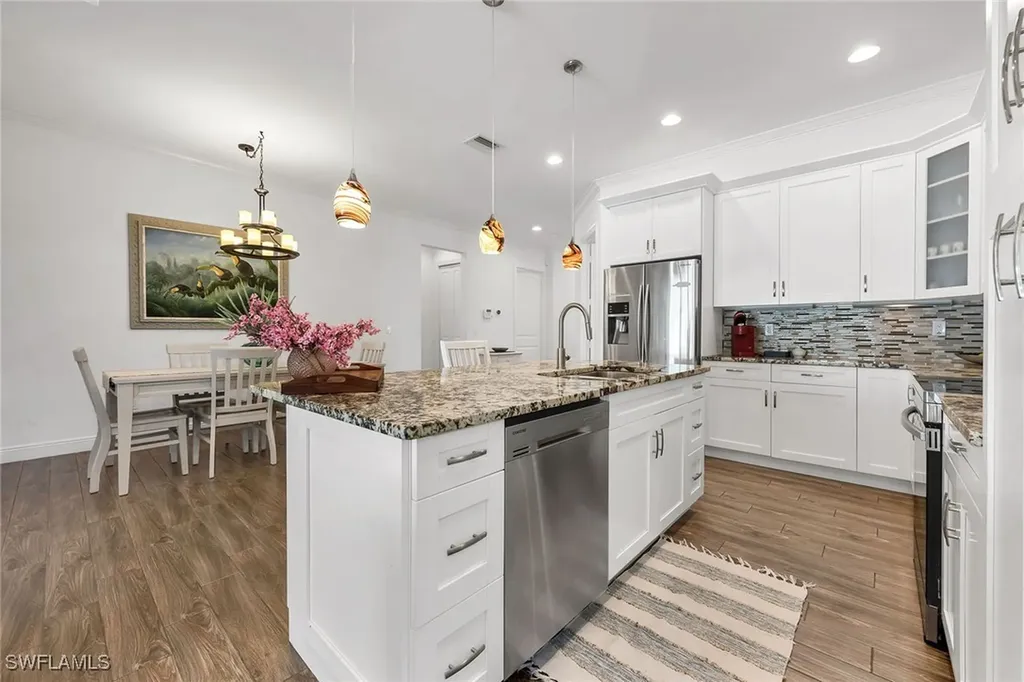 833 109th Avenue N Naples FL 34108