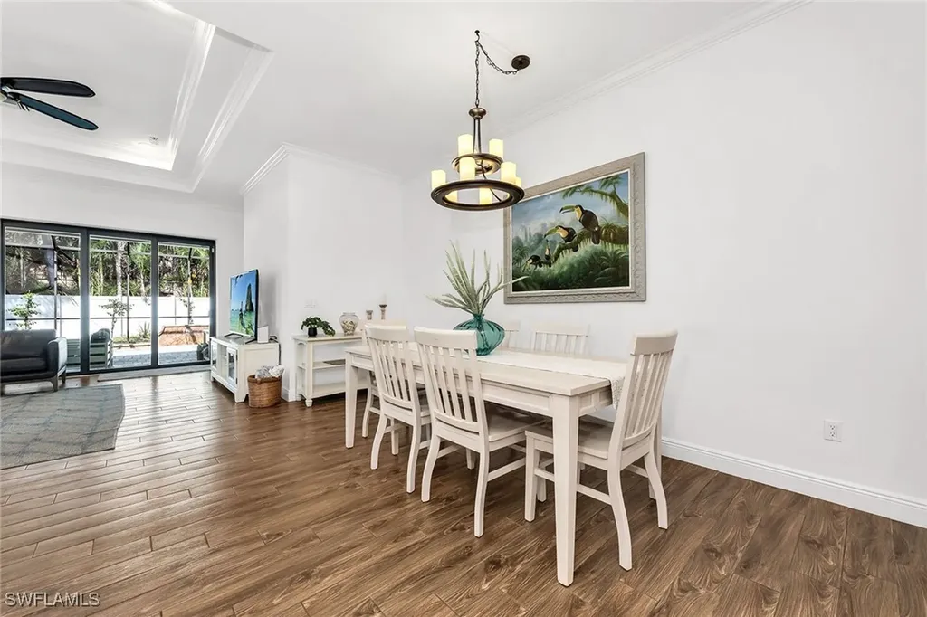 833 109th Avenue N Naples FL 34108