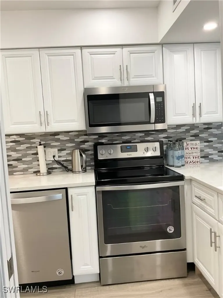 964 8th Avenue S Naples FL 34102