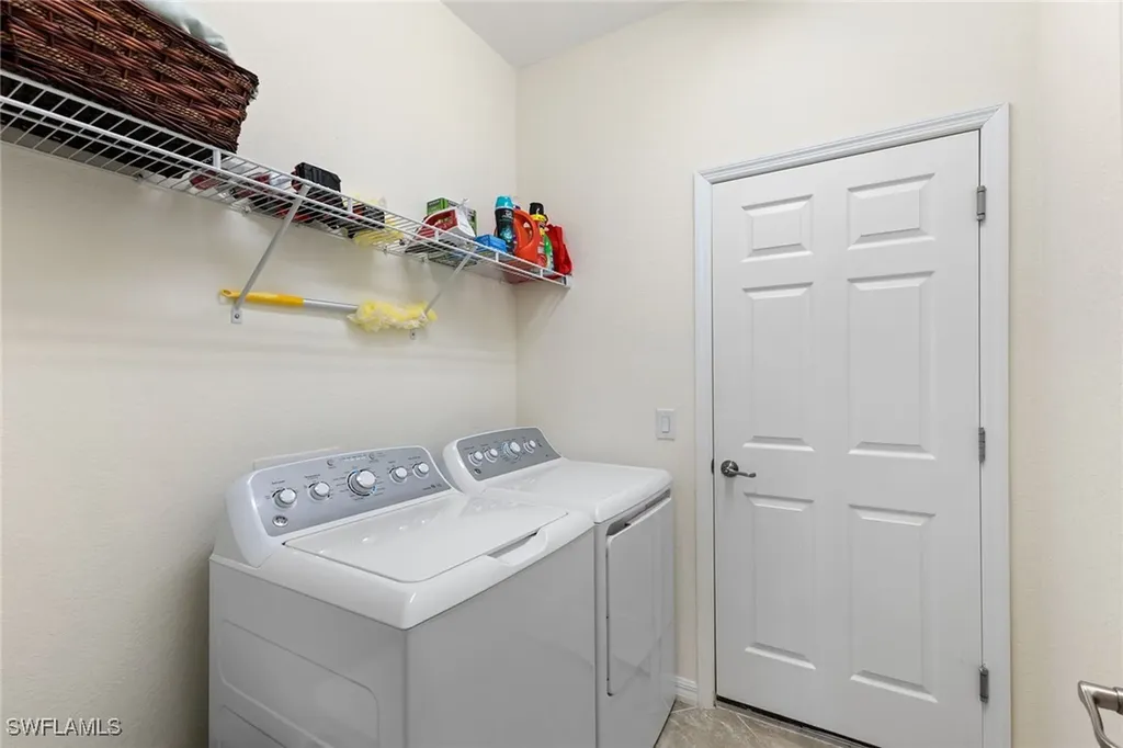 1439 Oceania Drive S Naples FL 34113