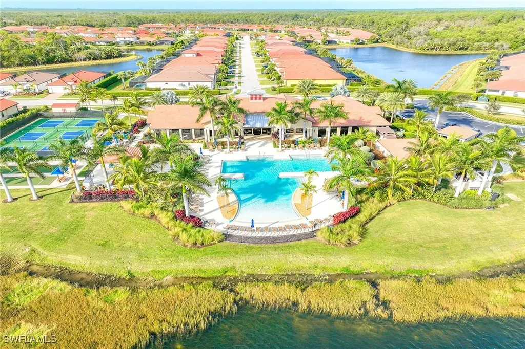 1439 Oceania Drive S Naples FL 34113