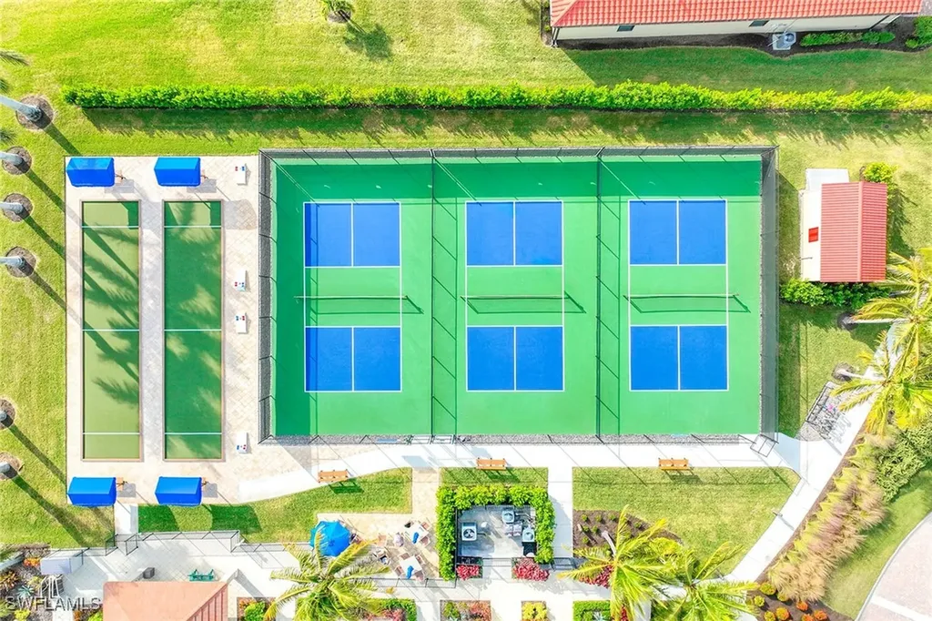 1439 Oceania Drive S Naples FL 34113