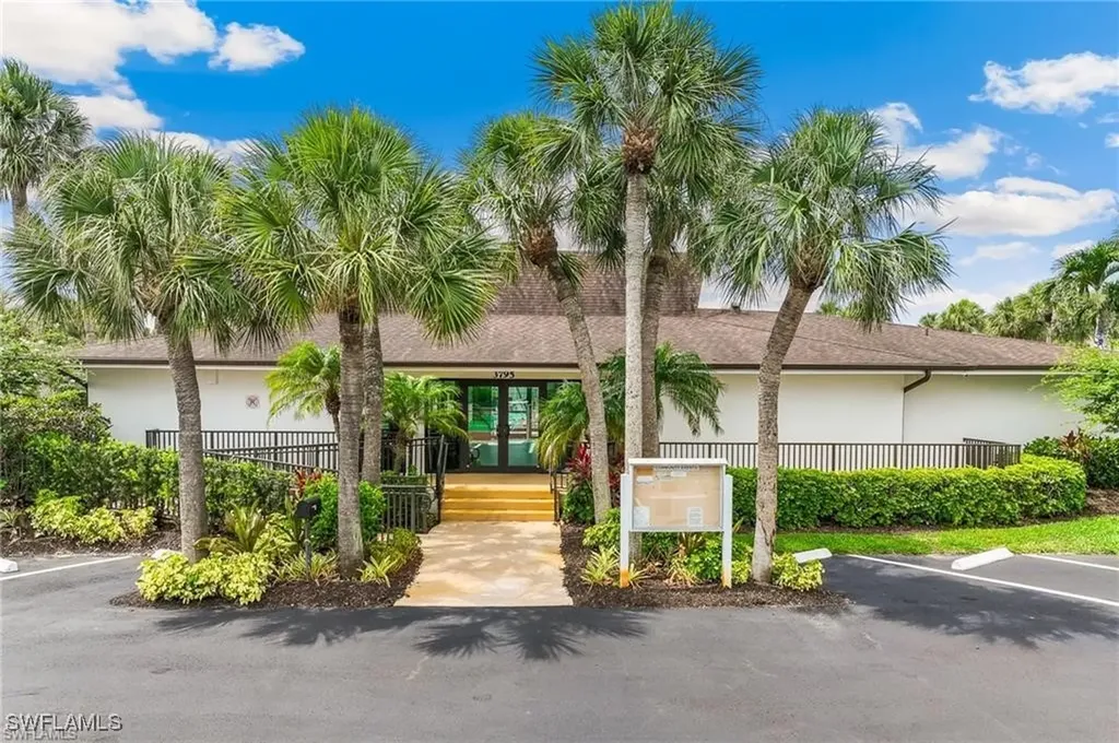 4021 Ice Castle Way Naples FL 34112