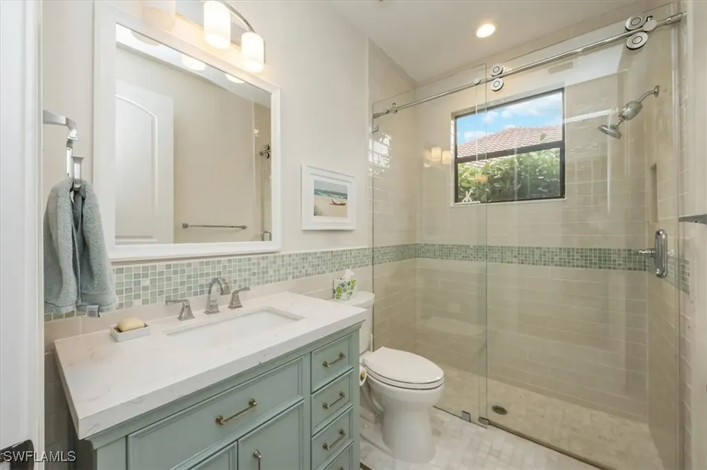 1007 Tivoli Drive Naples FL 34104